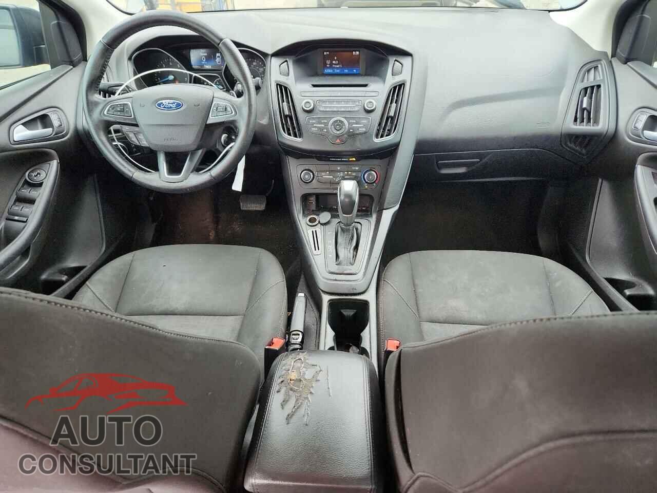 FORD FOCUS 2015 - 1FADP3F24FL379654
