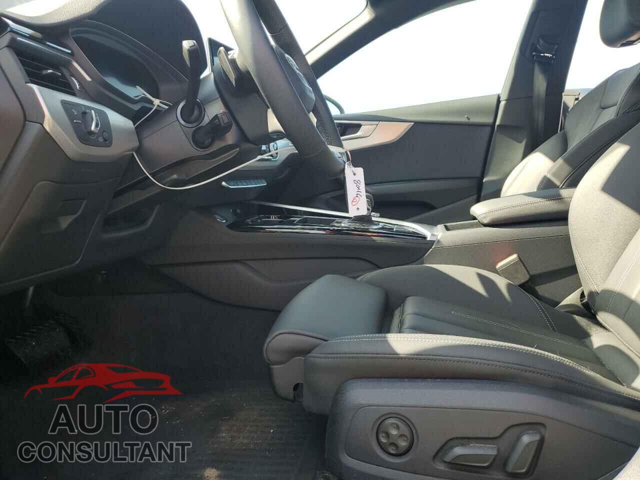 AUDI A5 2025 - WAUDACF56SA018046