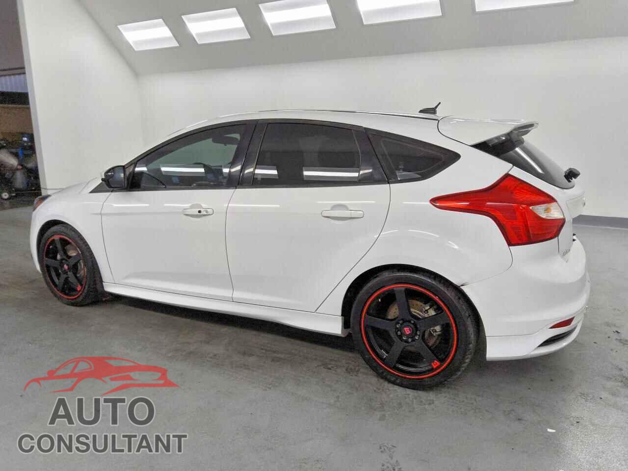 FORD FOCUS 2014 - 1FADP3L94EL259806