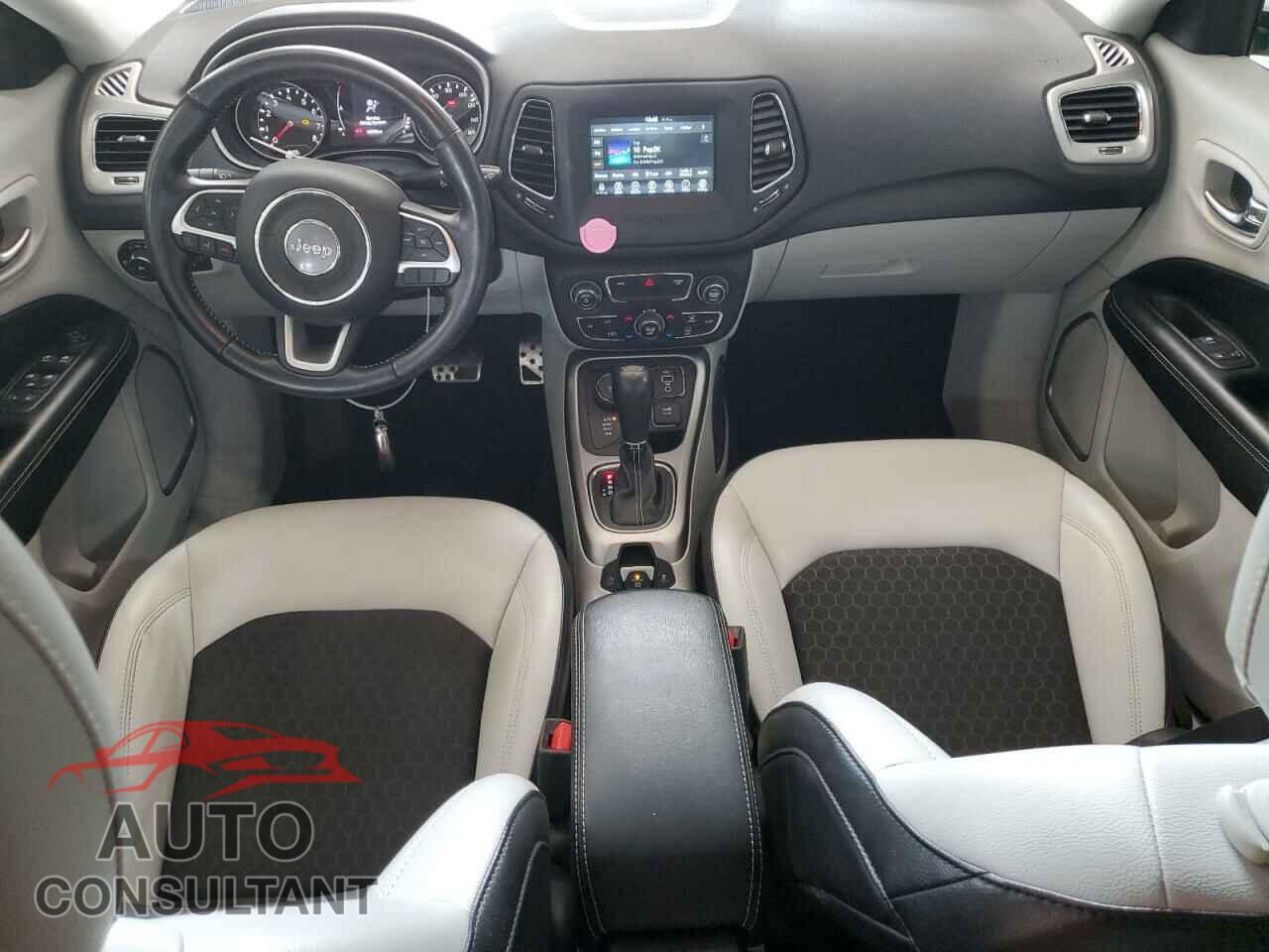 JEEP COMPASS 2020 - 3C4NJDBB5LT149200
