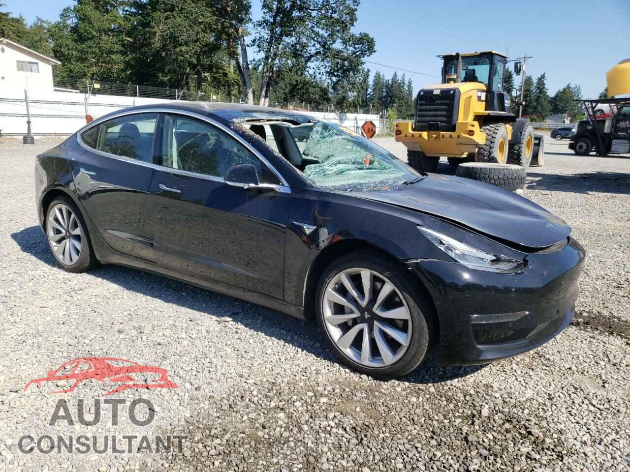 TESLA MODEL 3 2018 - 5YJ3E1EB5JF131832