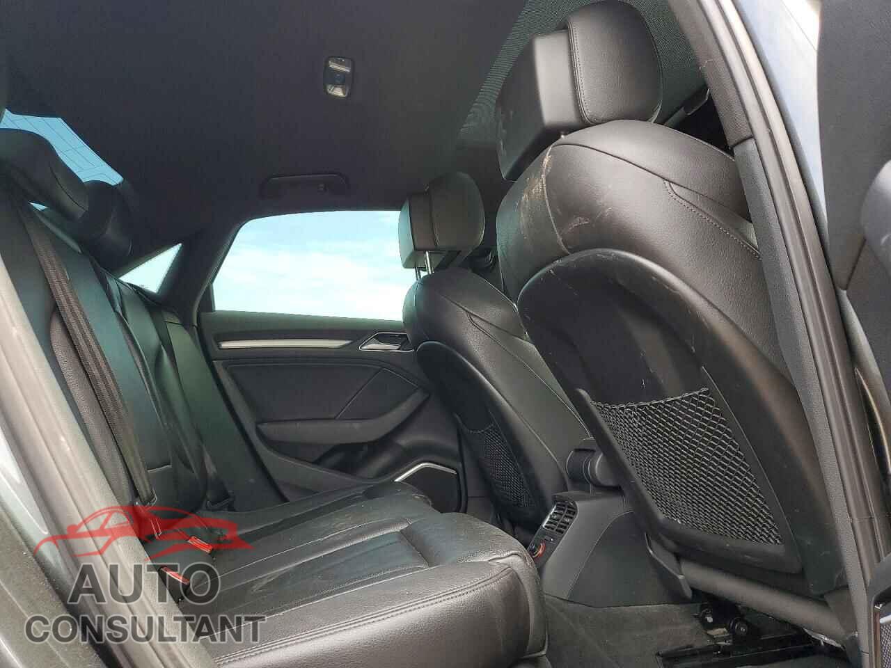 AUDI A3 2015 - WAUKFRFF4F1002986