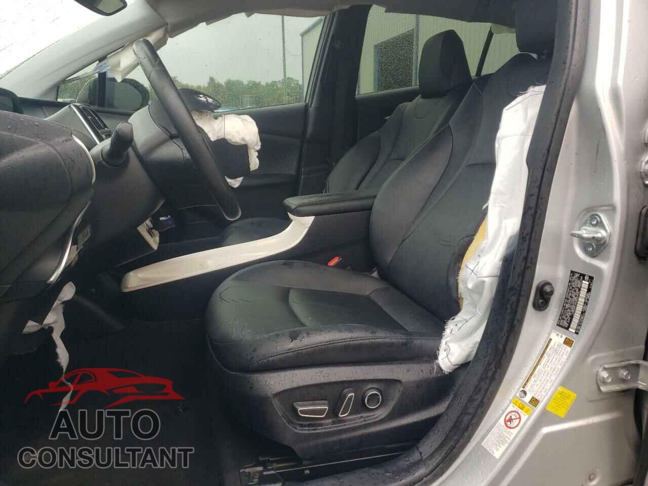 TOYOTA PRIUS 2017 - JTDKARFU4H3032075