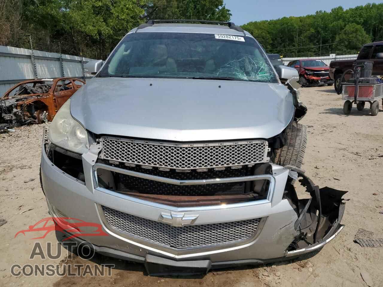 CHEVROLET TRAVERSE 2012 - 1GNKVLED2CJ369830
