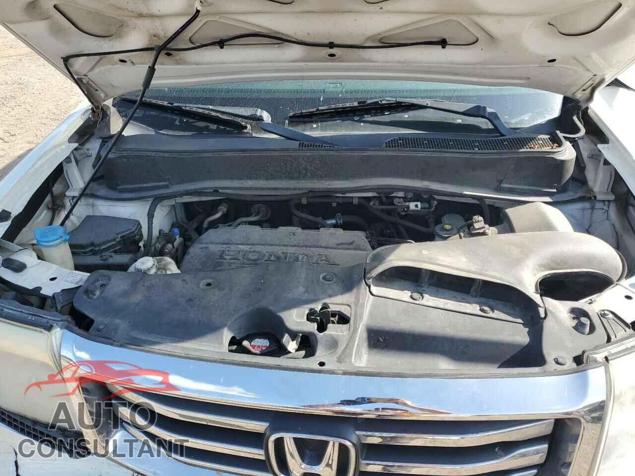 HONDA PILOT 2015 - 5FNYF3H55FB025165