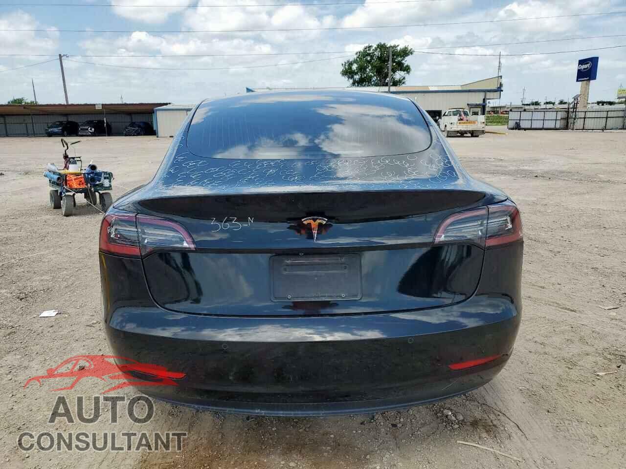 TESLA MODEL 3 2019 - 5YJ3E1EA4KF296490