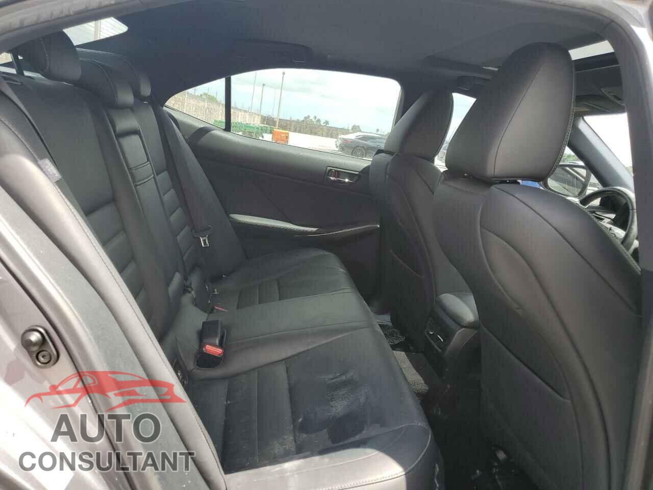 LEXUS IS 2016 - JTHBE1D26G5025461