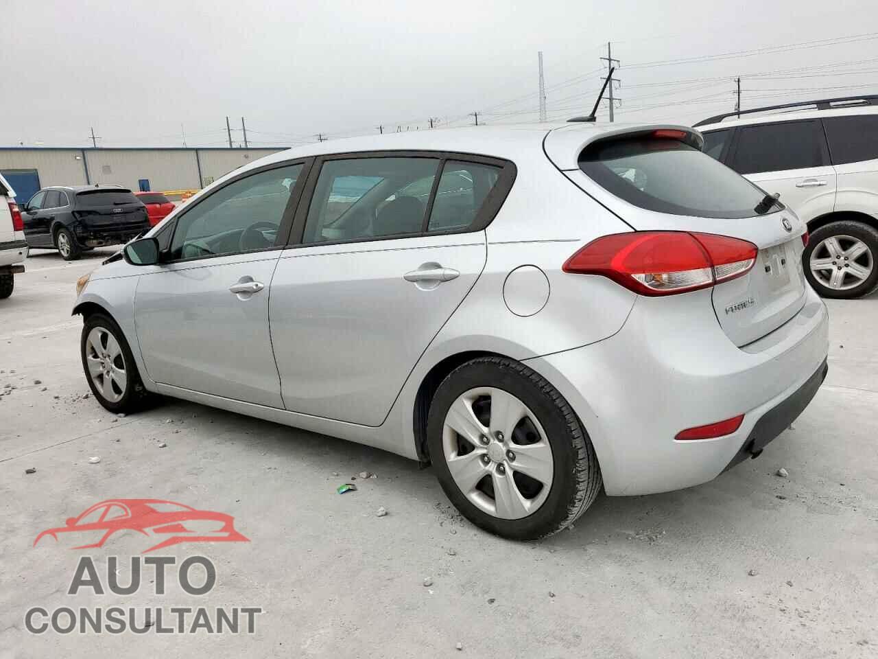 KIA FORTE 2016 - KNAFK5A89G5607515