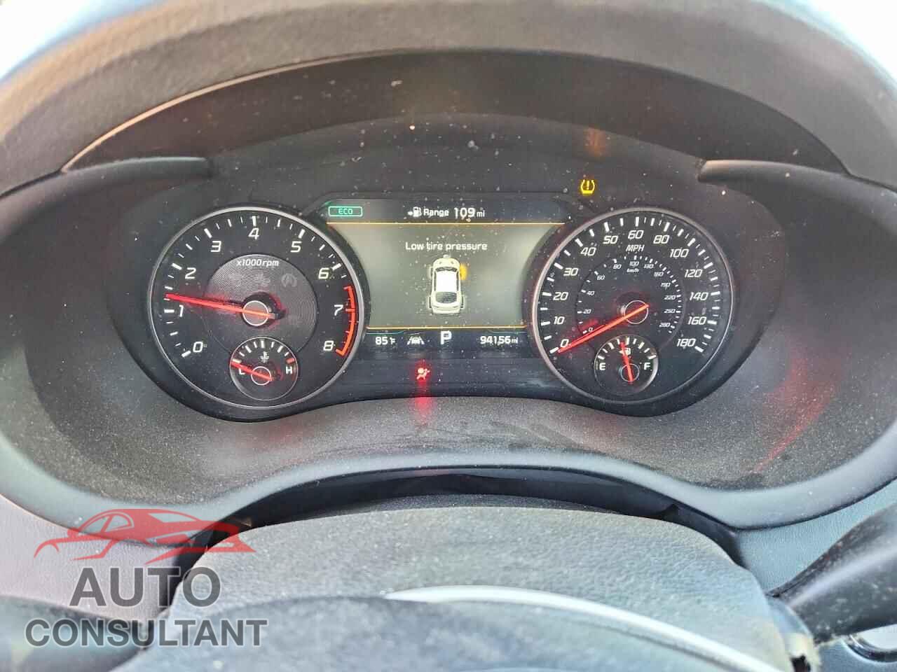 KIA STINGER 2019 - KNAE55LC3K6060152