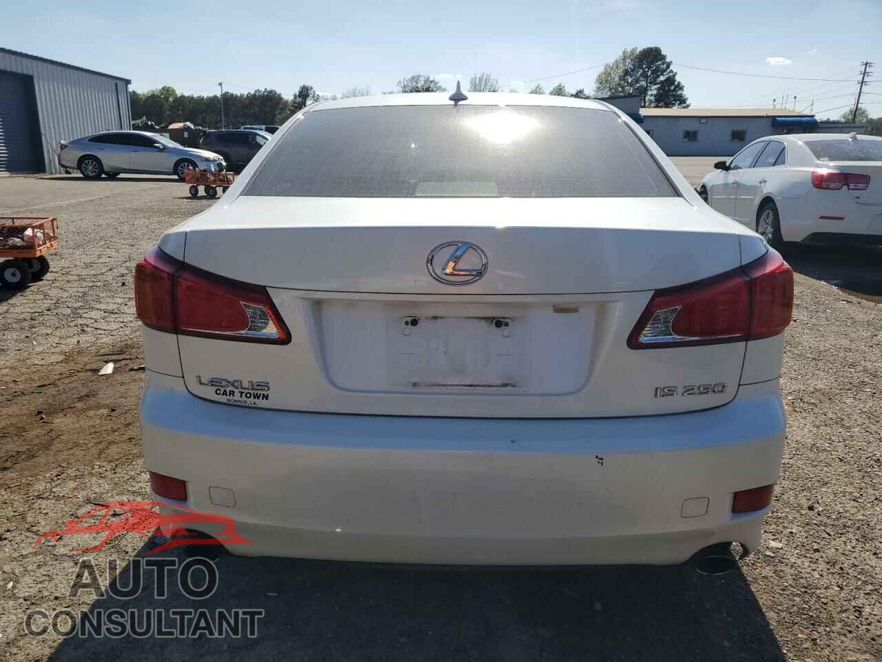 LEXUS IS 2010 - JTHBF5C28A5111822