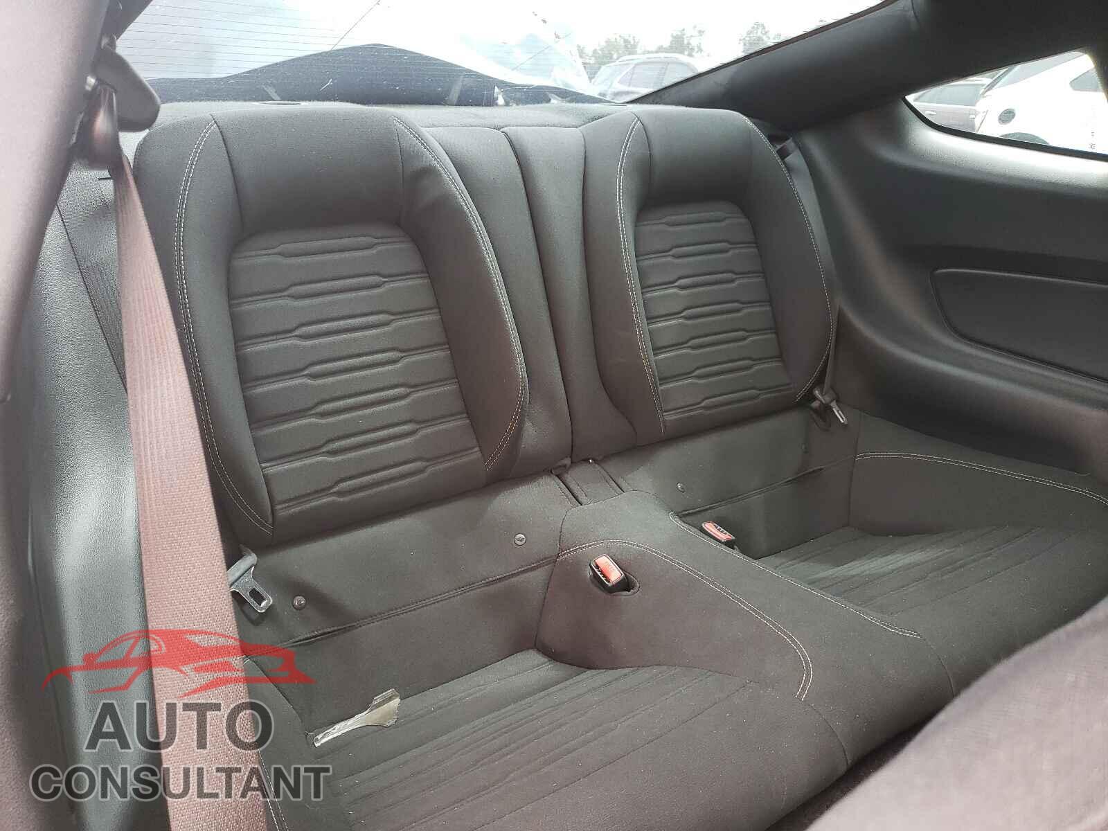 FORD MUSTANG 2017 - 1FA6P8TH0H5335155