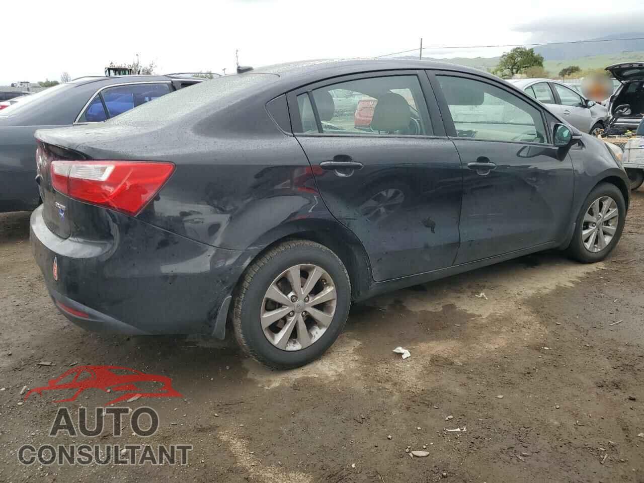 KIA RIO 2013 - KNADN4A37D6100888
