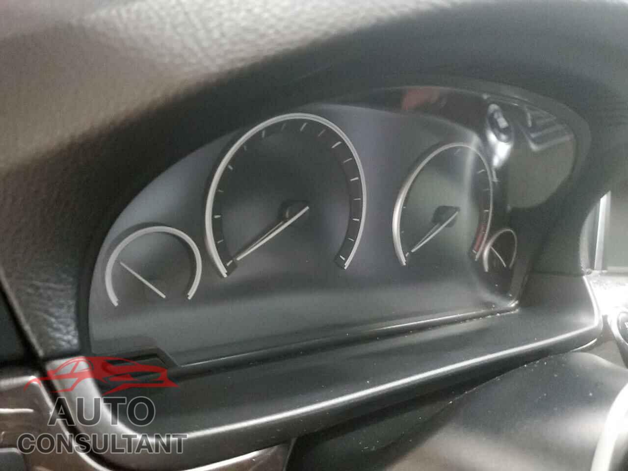 BMW 5 SERIES 2014 - WBAFV3C50ED685263
