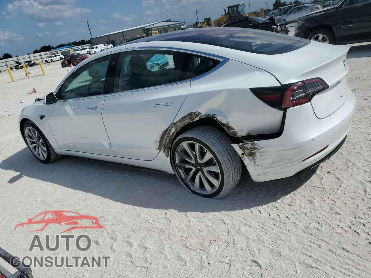 TESLA MODEL 3 2018 - 5YJ3E1EA3JF047676