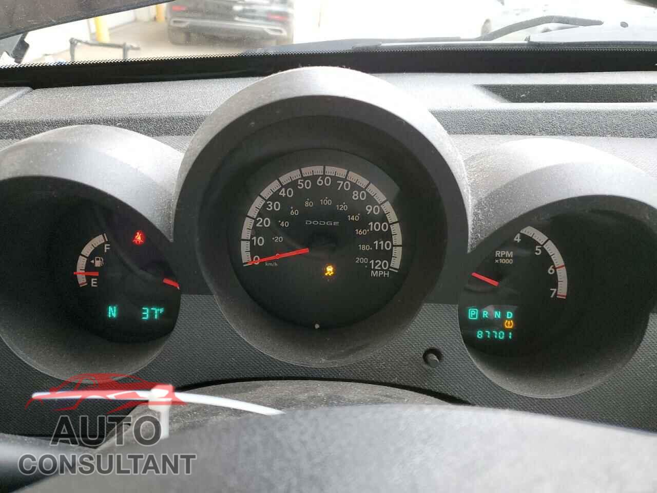 DODGE NITRO 2011 - 1D4PU4GKXBW582211
