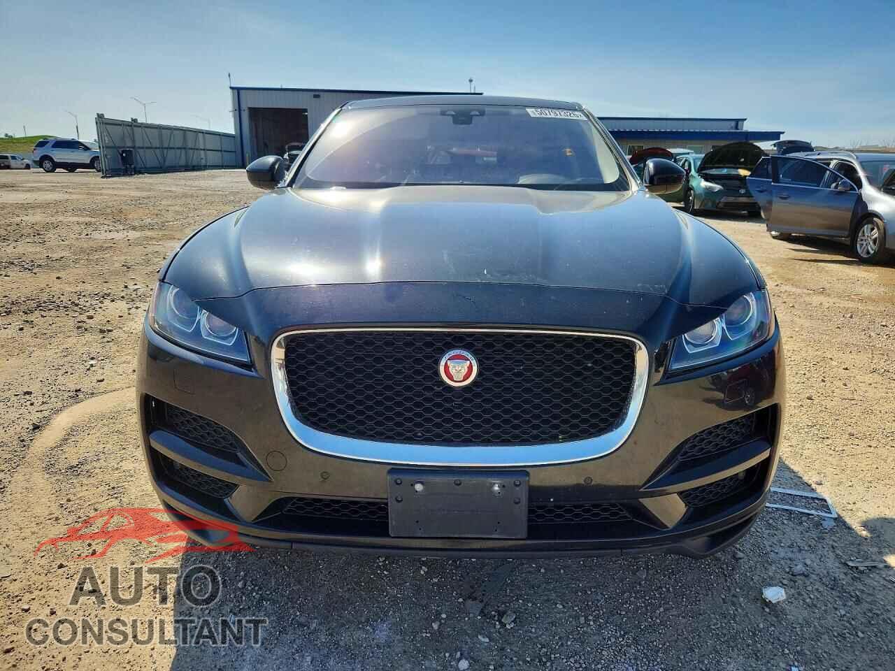 JAGUAR F-PACE 2017 - SADCJ2BV0HA047229