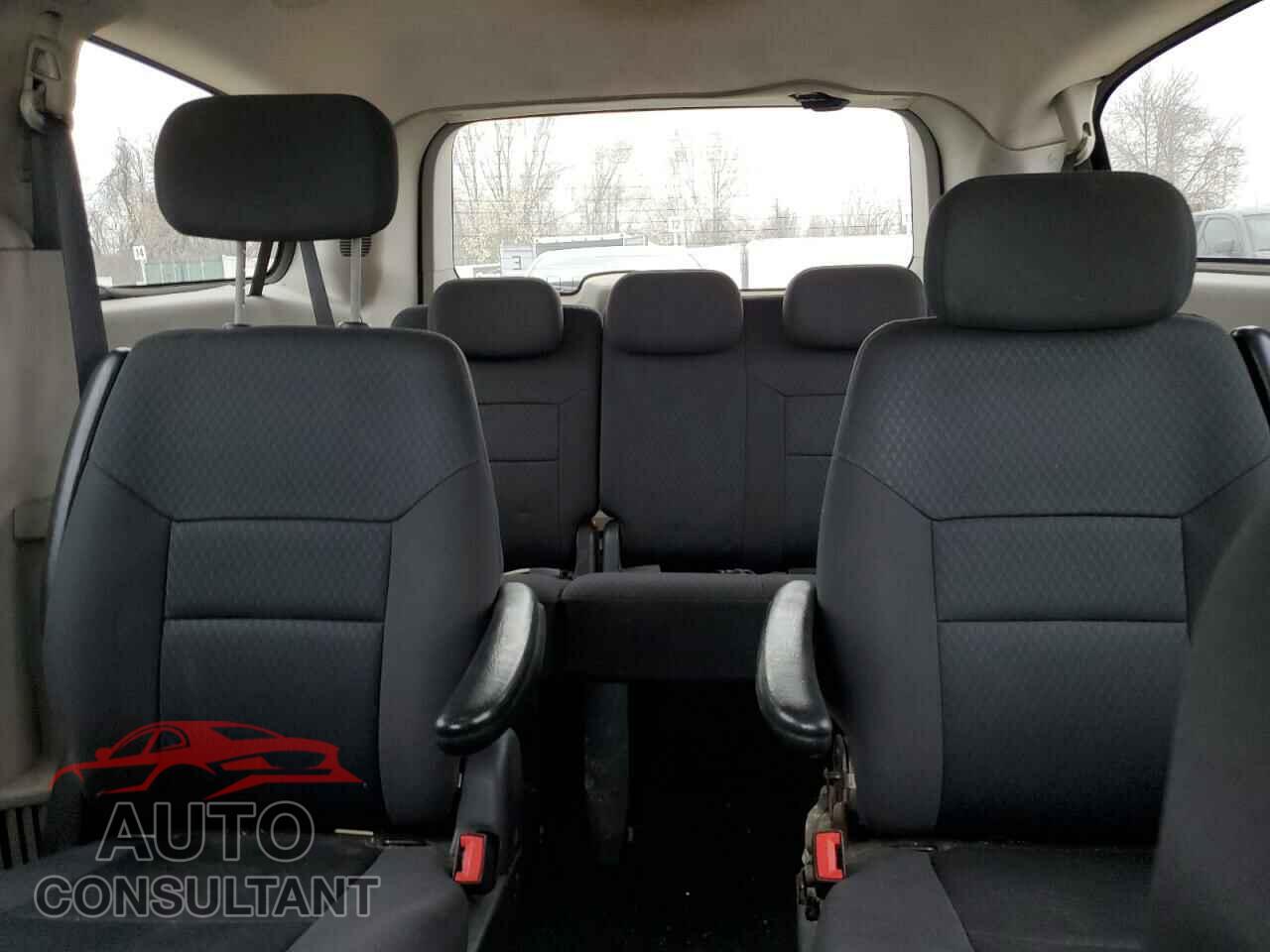 DODGE CARAVAN 2010 - 2D4RN5D14AR118765