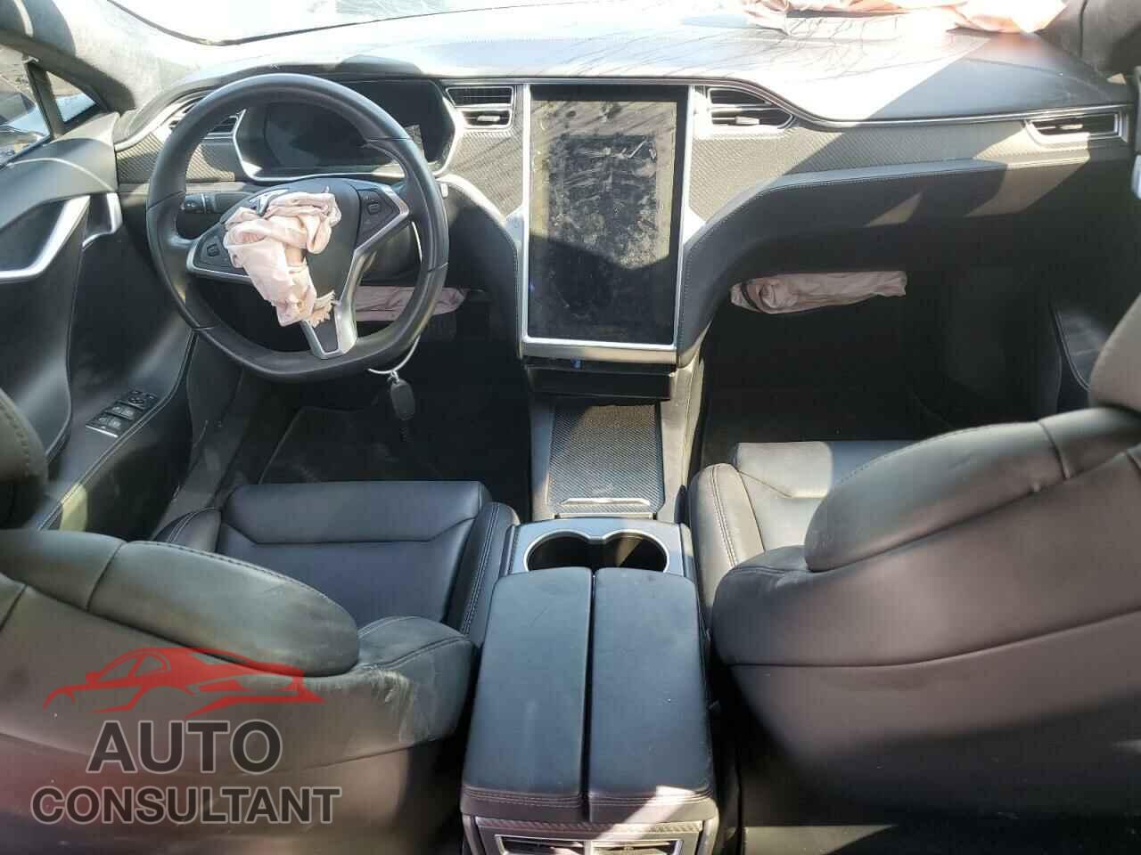 TESLA MODEL S 2018 - 5YJSA1E22JF243737