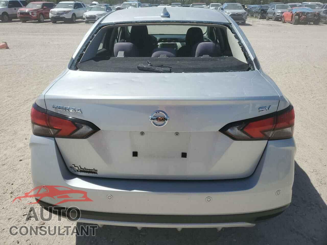 NISSAN VERSA 2021 - 3N1CN8EVXML886566