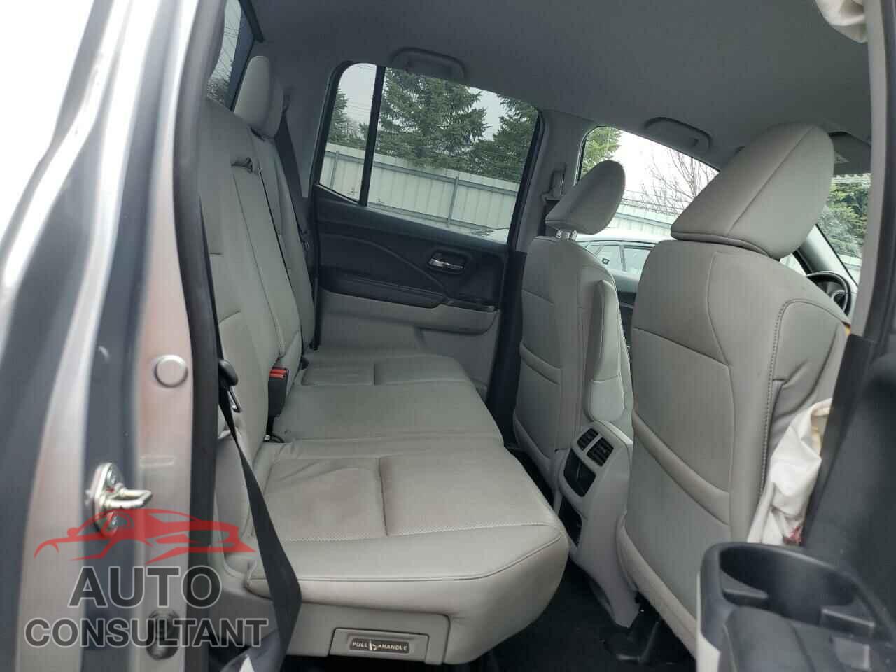 HONDA RIDGELINE 2017 - 5FPYK3F63HB027191