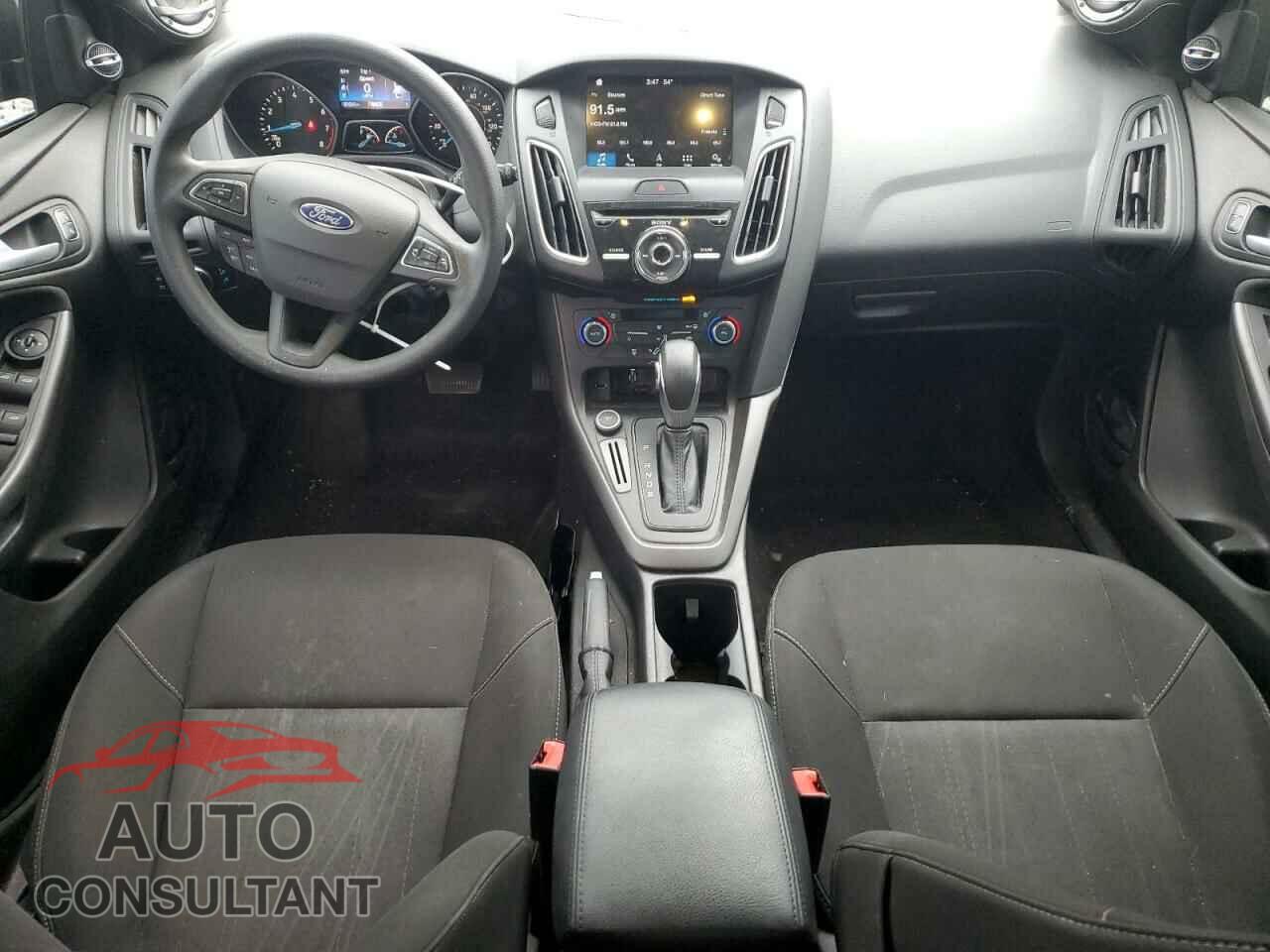 FORD FOCUS 2017 - 1FADP3M27HL274855