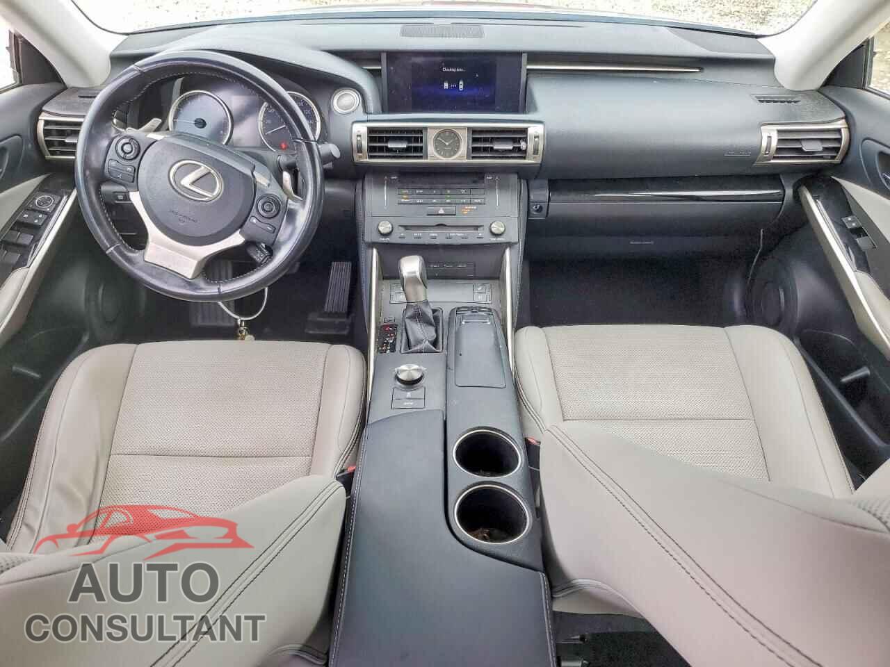LEXUS IS 2016 - JTHBA1D28G5035534