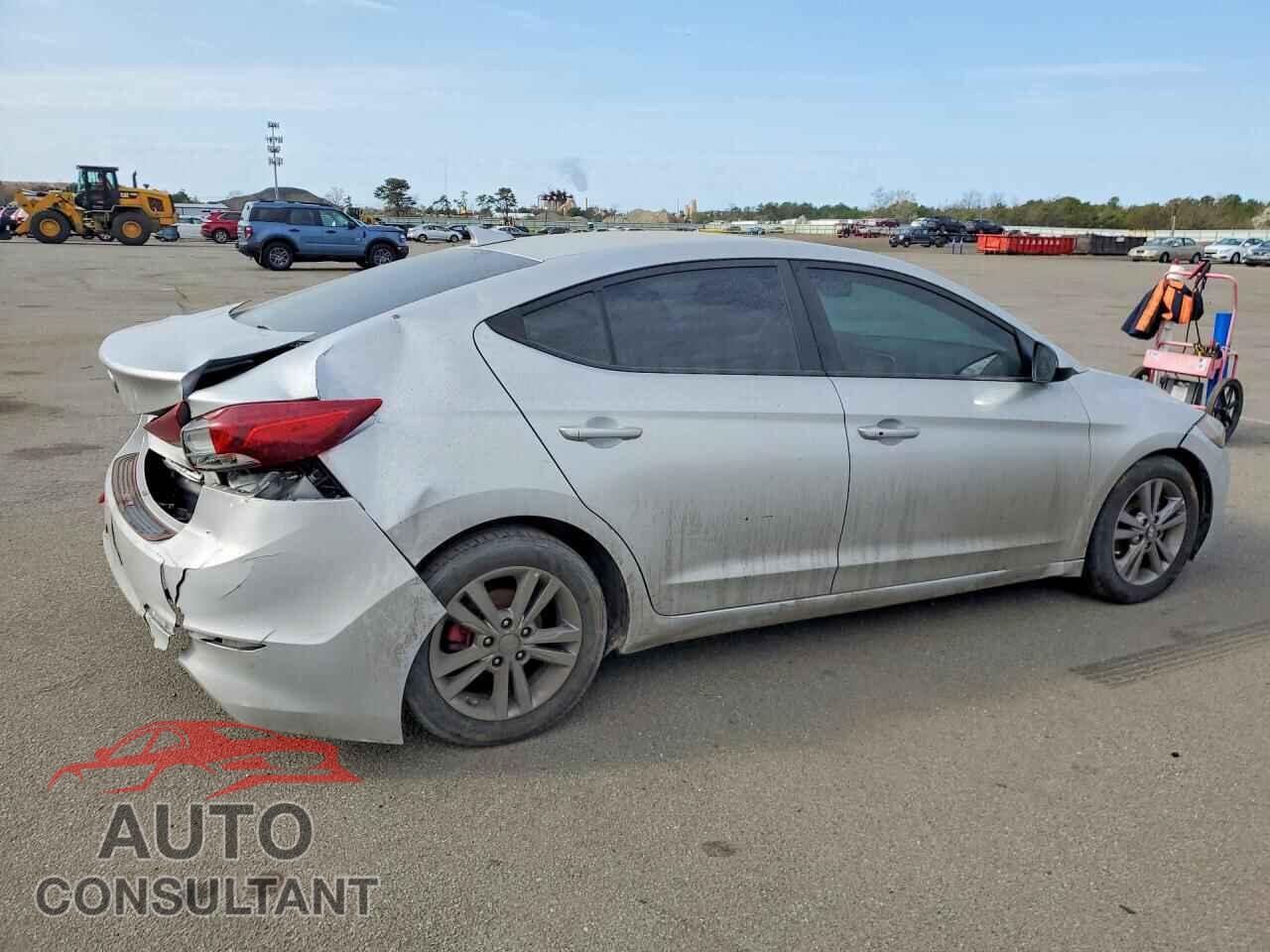 HYUNDAI ELANTRA 2018 - 5NPD84LF4JH257488