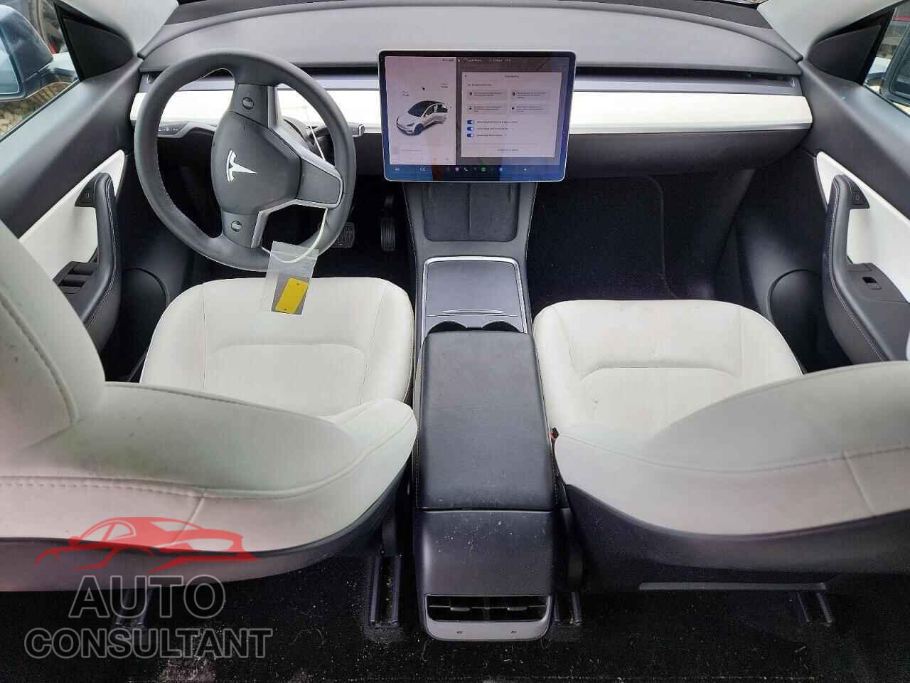 TESLA MODEL Y 2021 - 5YJYGAEE2MF295120