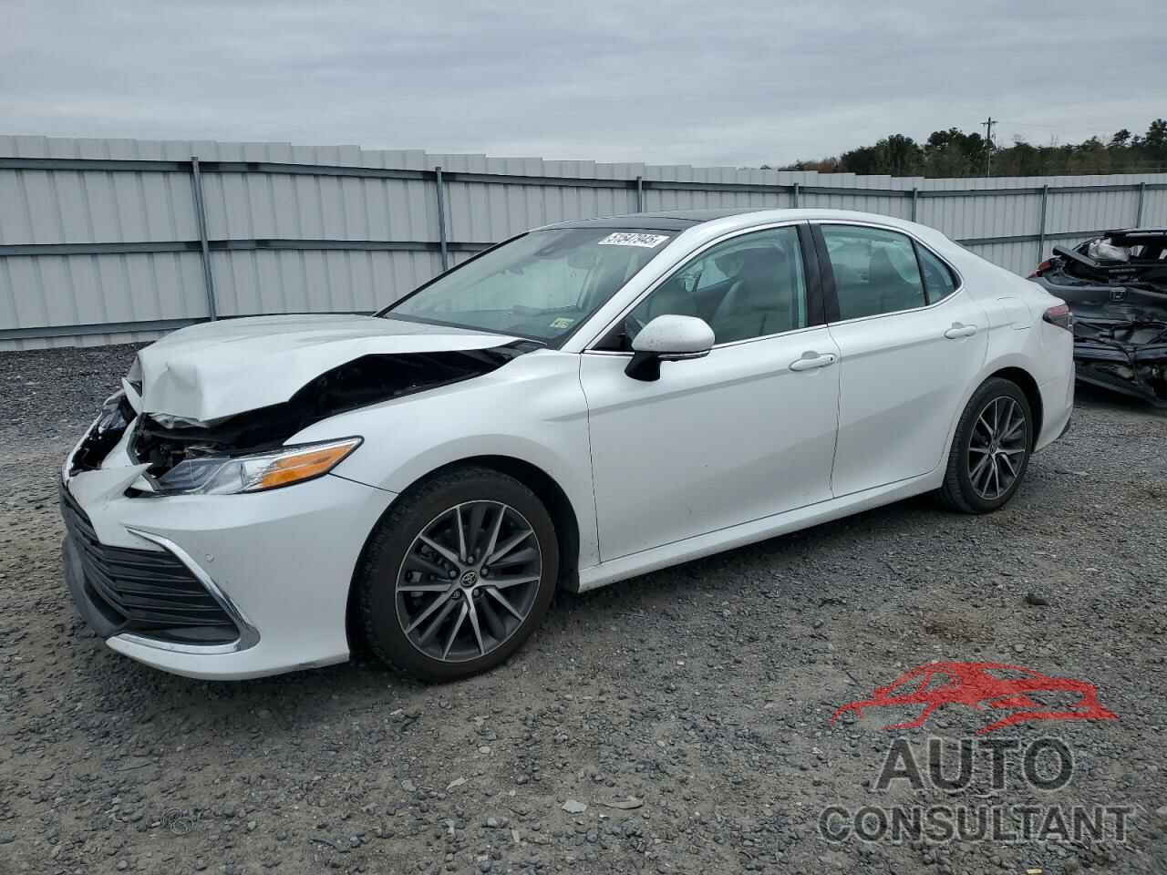 TOYOTA CAMRY 2023 - 4T1F11BK6PU091186