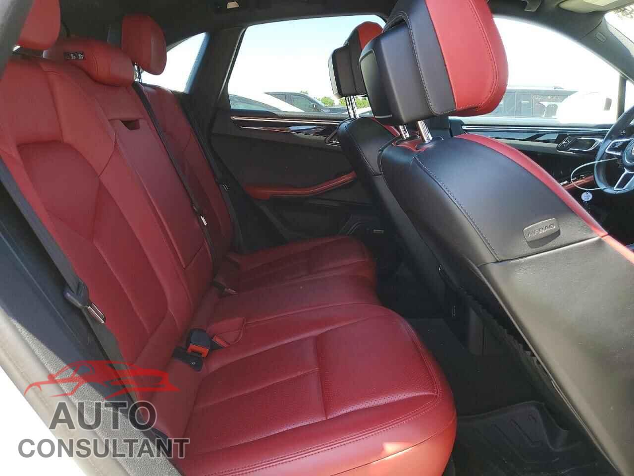 PORSCHE MACAN 2018 - WP1AB2A52JLB37668