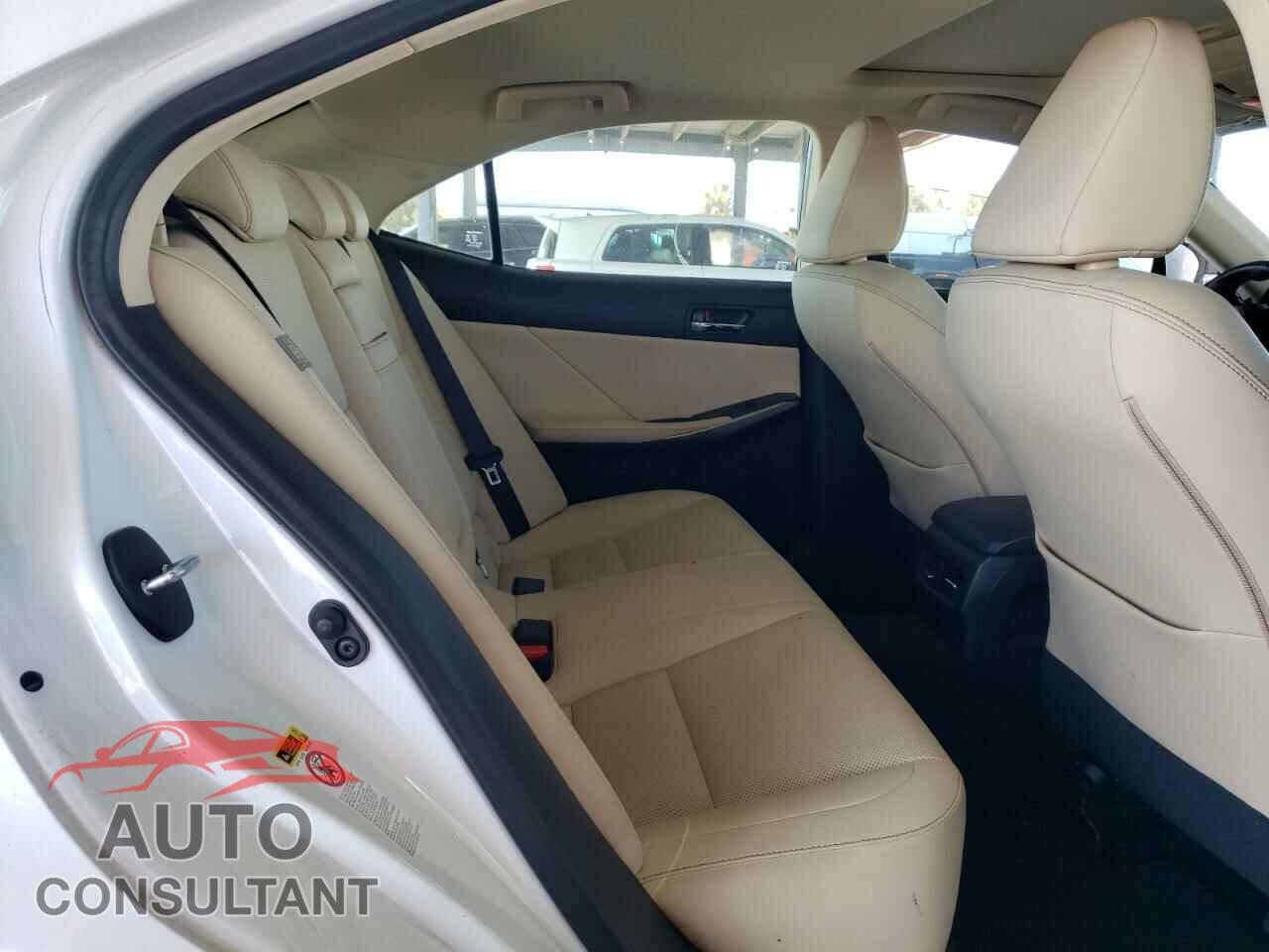 LEXUS IS 2015 - JTHCF1D21F5019583
