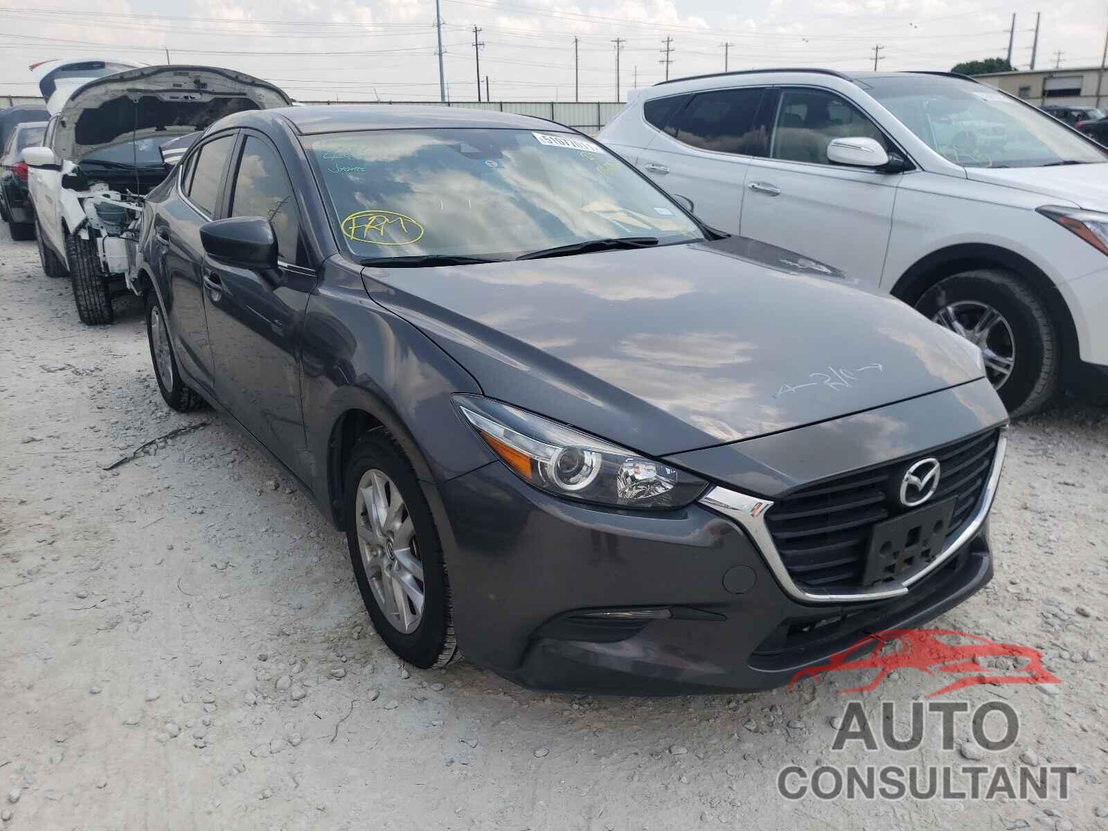 MAZDA 3 2018 - 3MZBN1U74JM196592