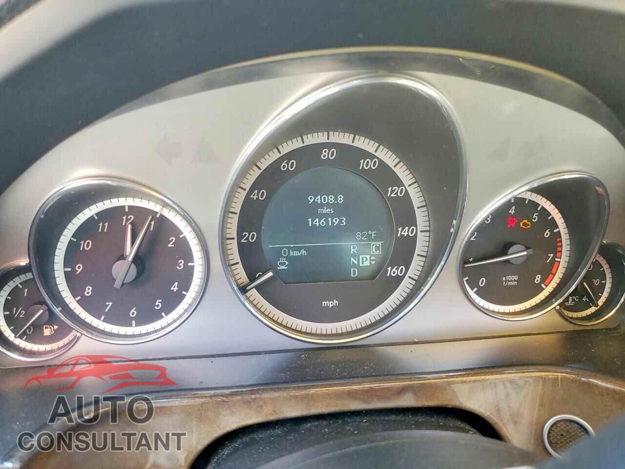 MERCEDES-BENZ E-CLASS 2010 - WDDHF5GB1AA070873