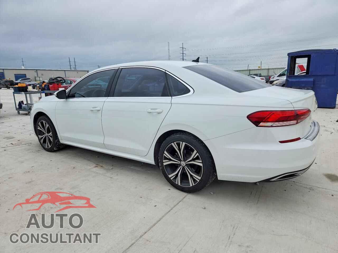 VOLKSWAGEN PASSAT 2021 - 1VWSA7A38MC007092