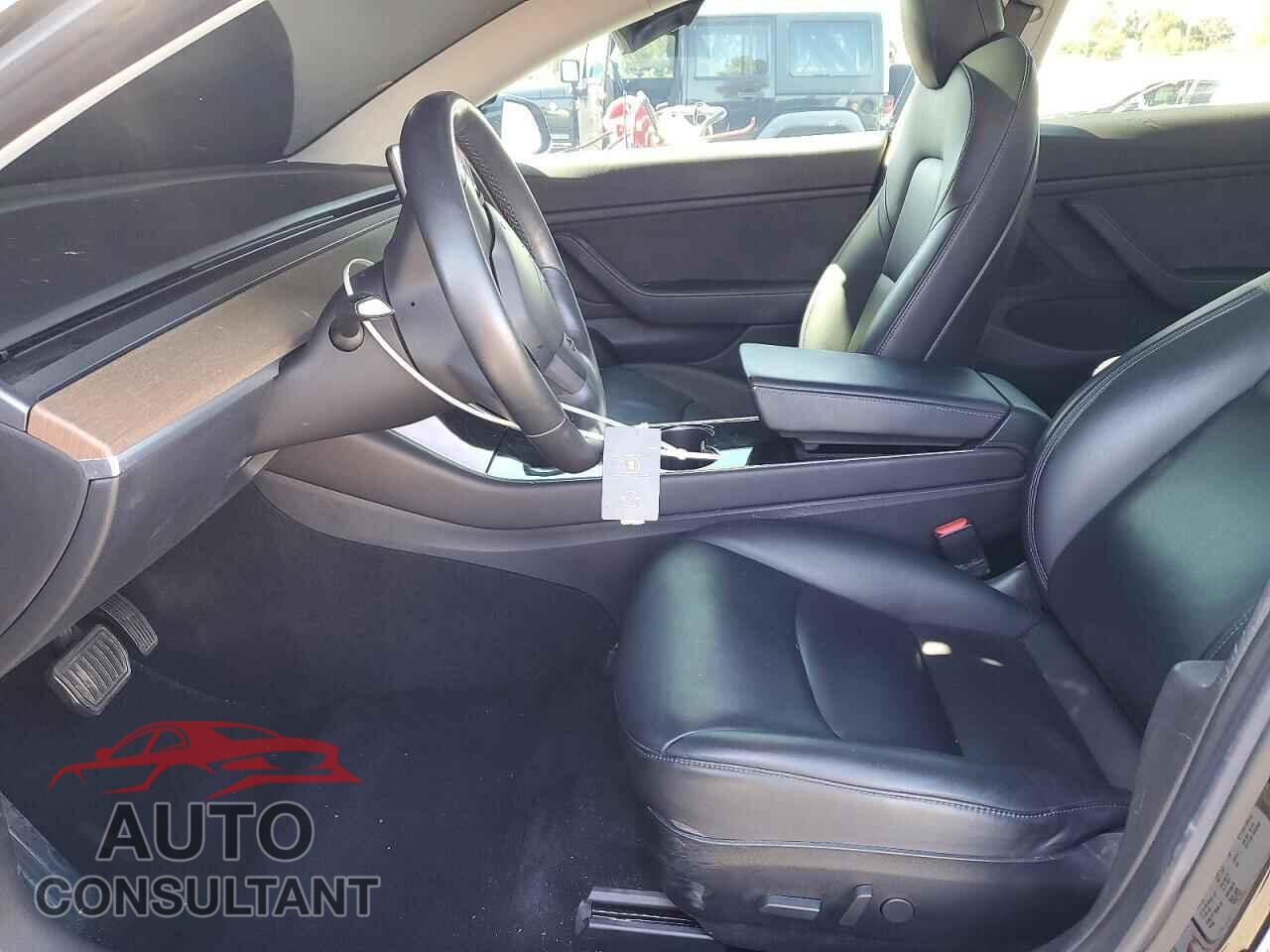 TESLA MODEL 3 2018 - 5YJ3E1EA7JF057742