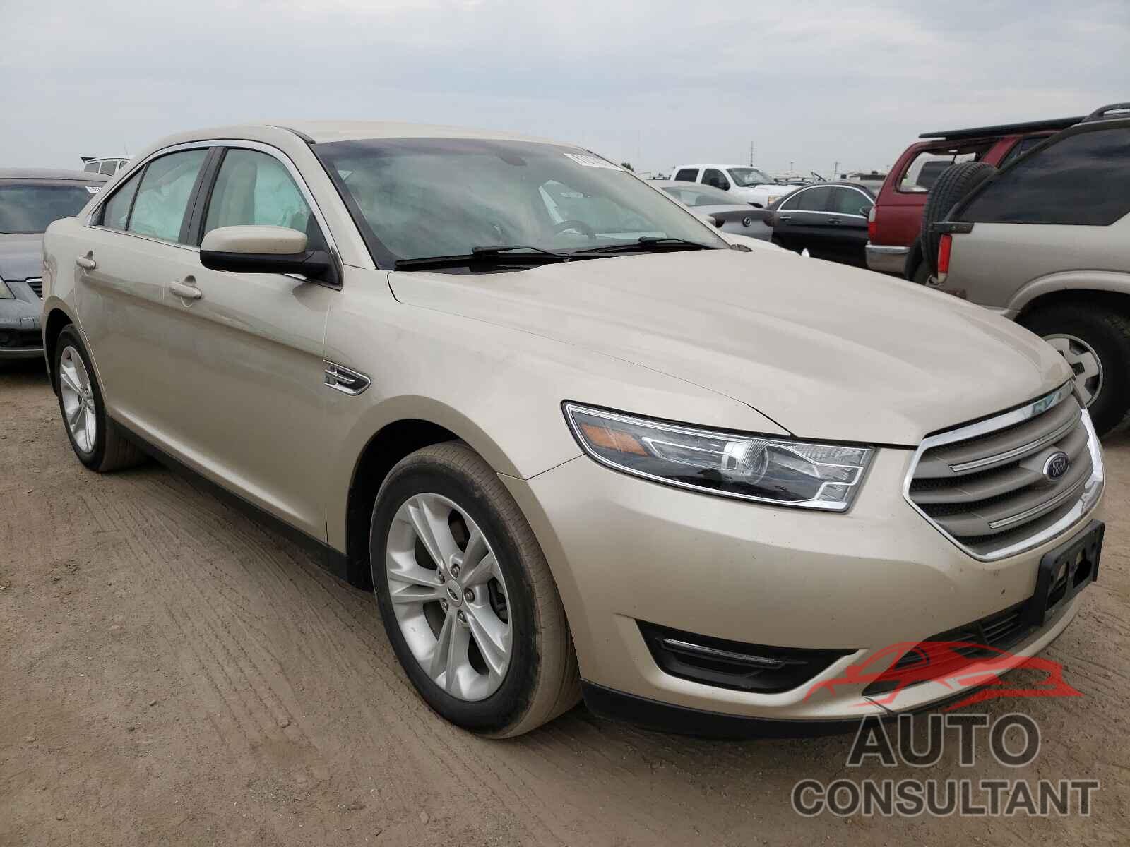 FORD TAURUS 2018 - 1FAHP2E80JG132201