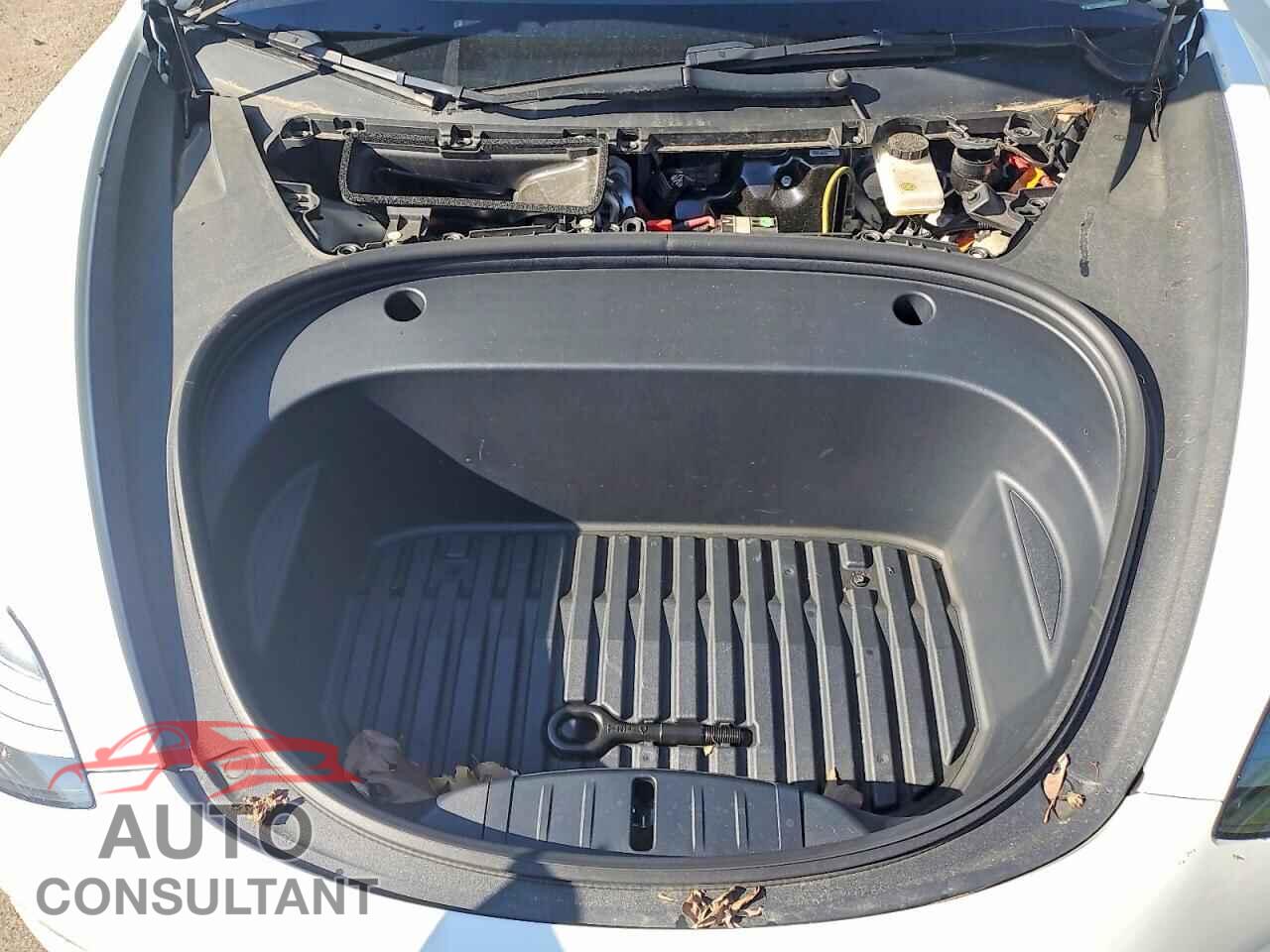 TESLA MODEL 3 2023 - 5YJ3E1EA5PF477539