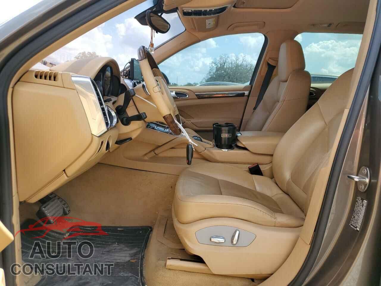 PORSCHE CAYENNE 2011 - WP1AB2A26BLA44787