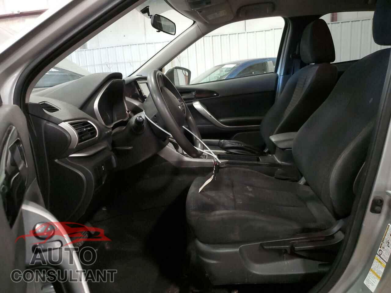 MITSUBISHI ECLIPSE 2019 - JA4AT3AA6KZ031573