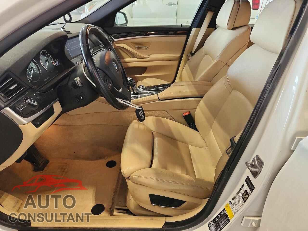 BMW 5 SERIES 2012 - WBAFU7C59CDU56796