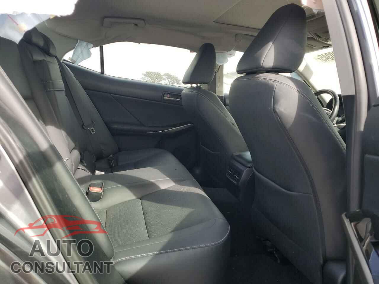 LEXUS IS 2019 - JTHBA1D22K5096872