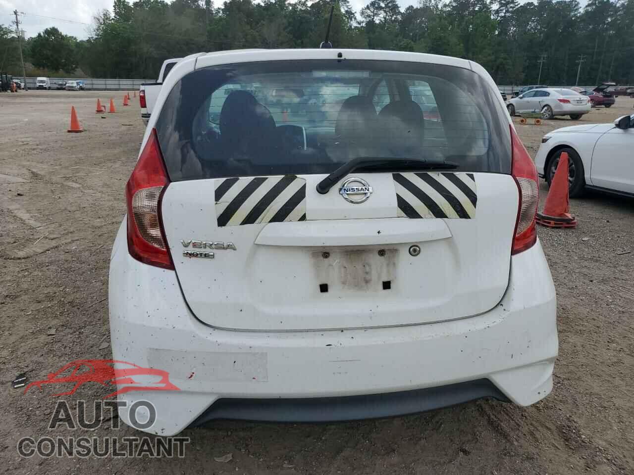 NISSAN VERSA 2017 - 3N1CE2CP7HL360161