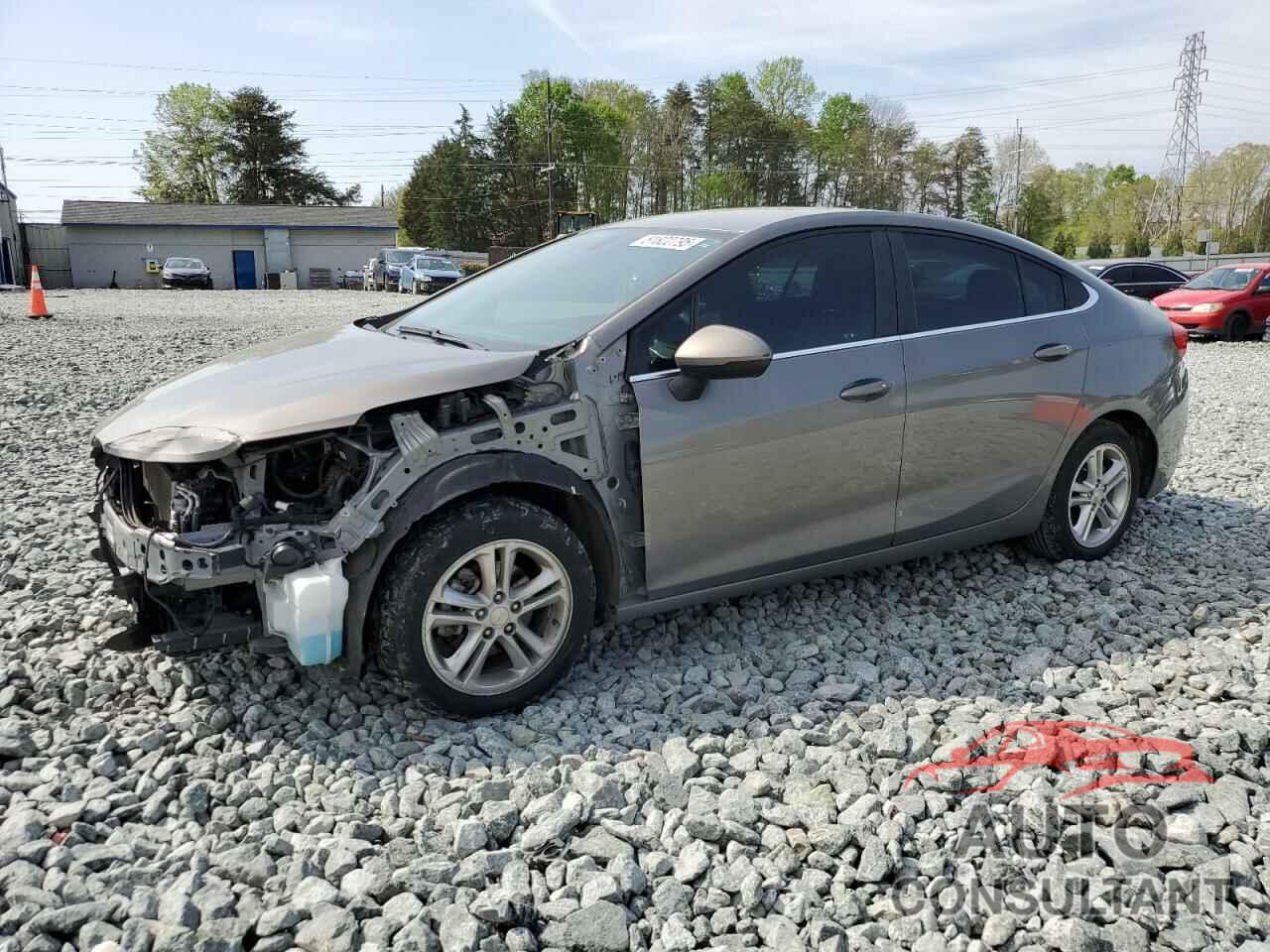 CHEVROLET CRUZE 2018 - 1G1BE5SM2J7236674