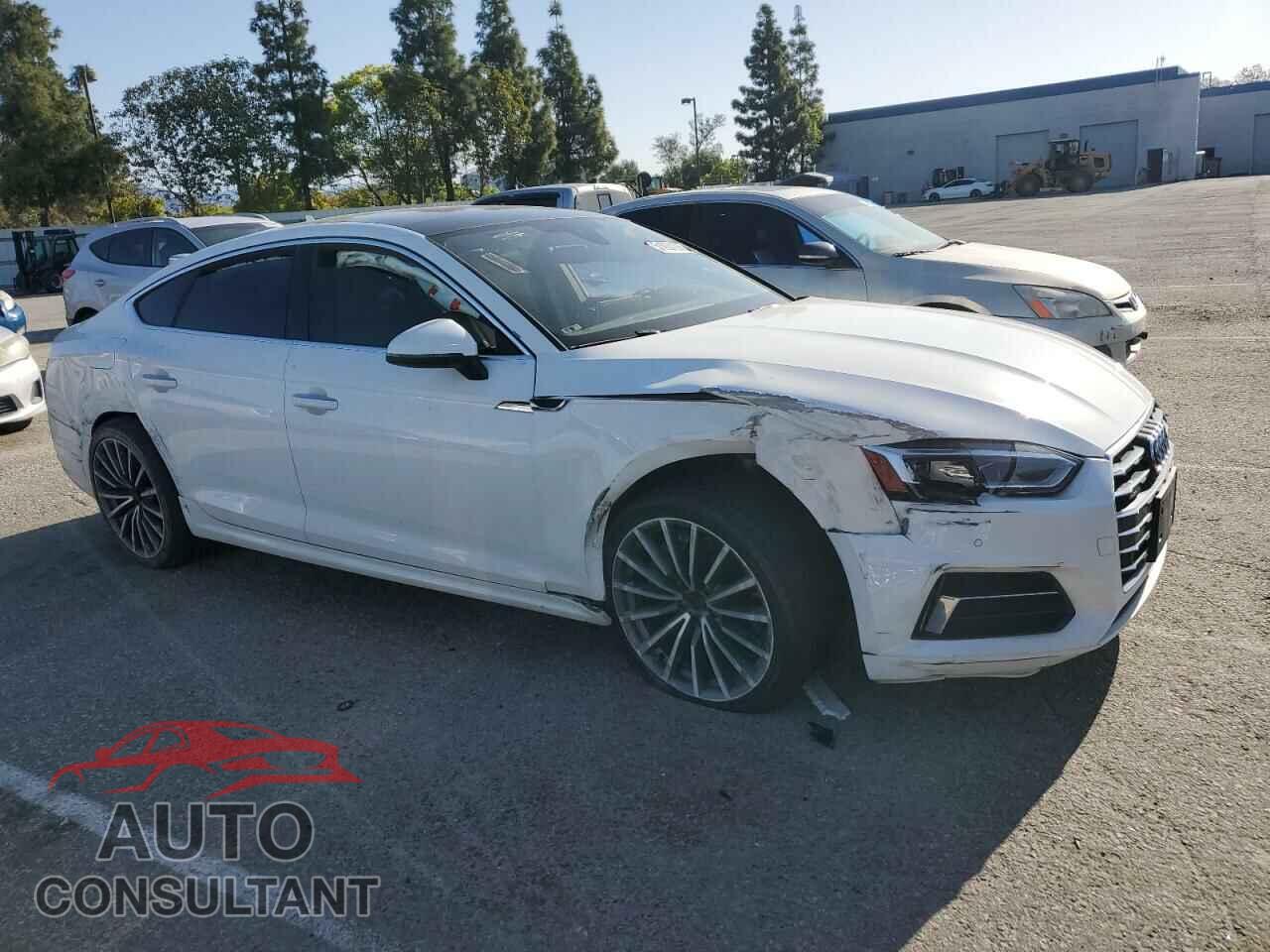 AUDI A5 2019 - WAUBNCF57KA035997