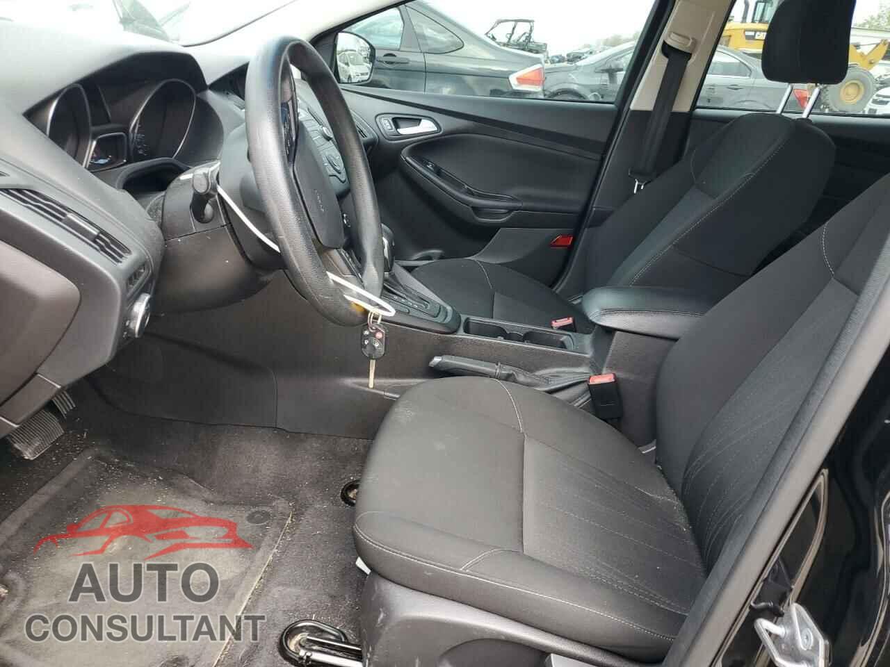 FORD FOCUS 2017 - 1FADP3FE7HL276578