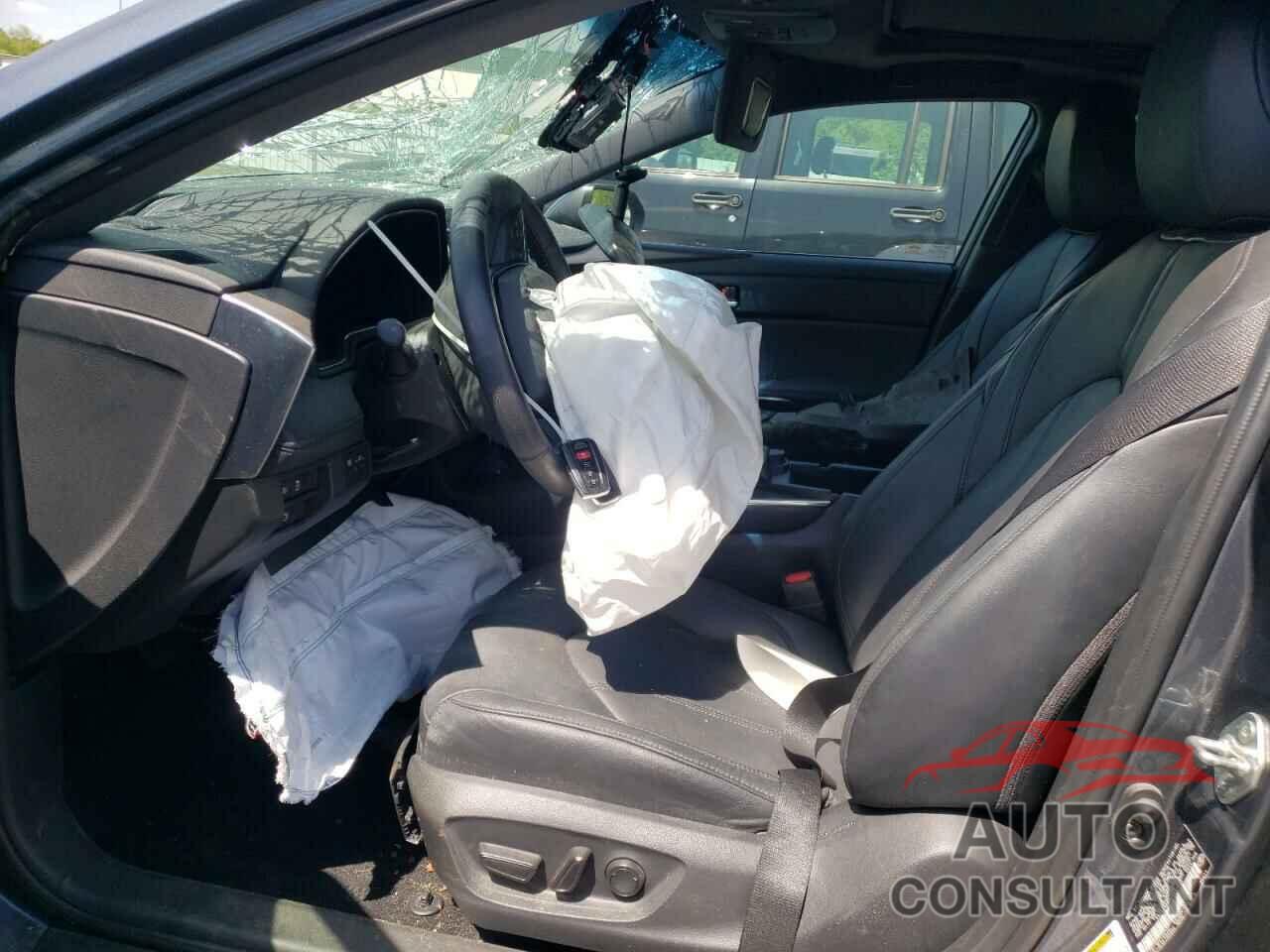 TOYOTA AVALON 2019 - 4T1BZ1FB0KU017627