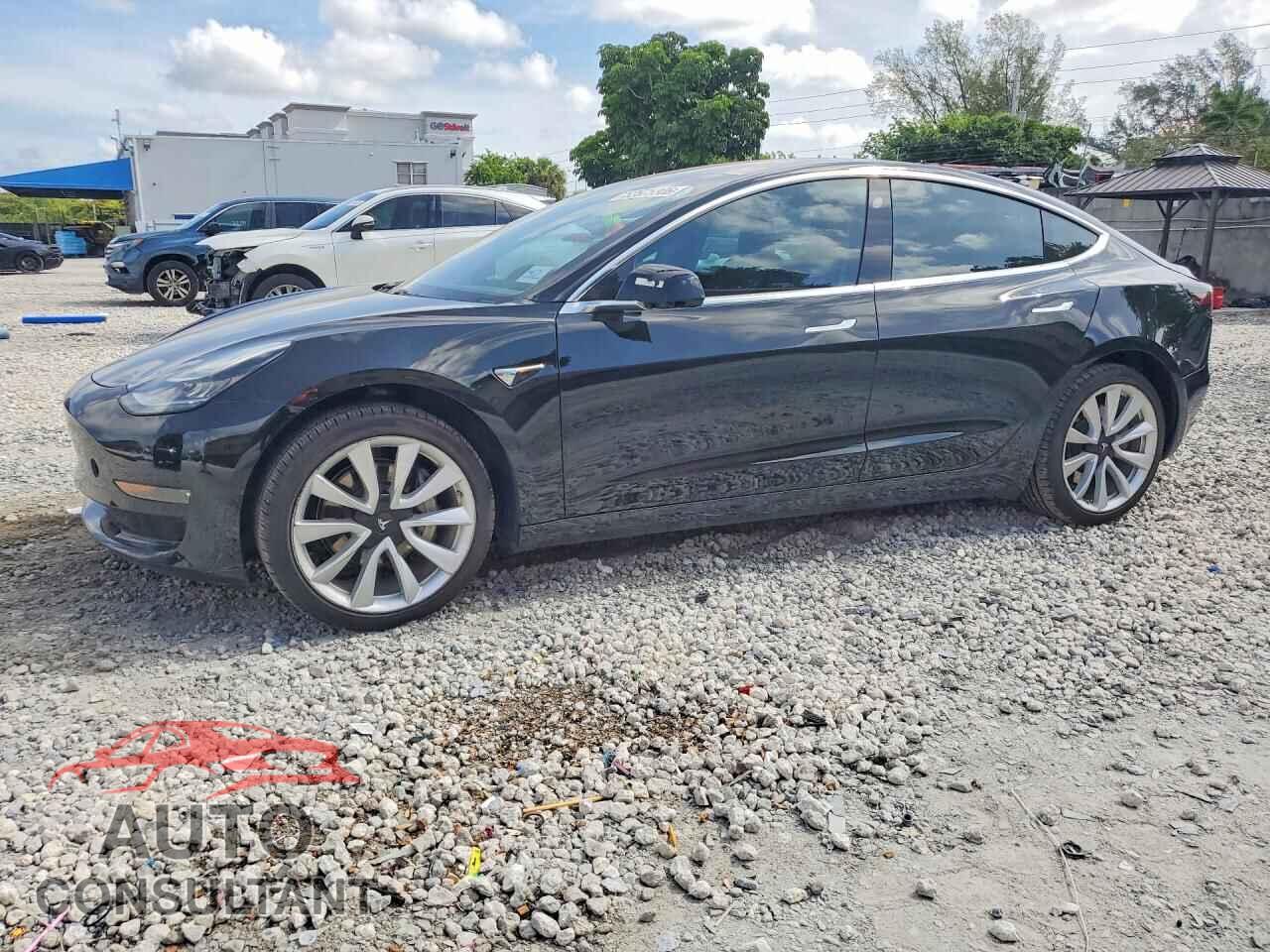 TESLA MODEL 3 2018 - 5YJ3E1EA9JF005884
