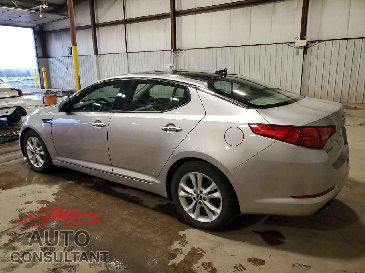KIA OPTIMA 2011 - KNAGN4A74B5171520
