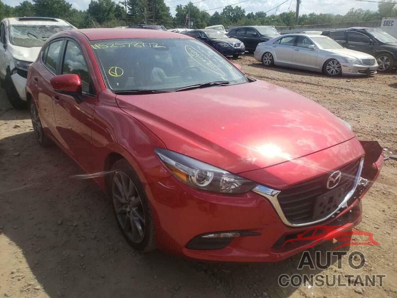 MAZDA 3 2018 - 3MZBN1L33JM262208