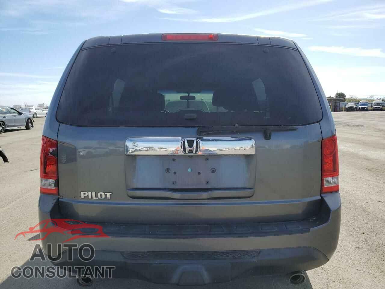 HONDA PILOT 2013 - 5FNYF3H47DB031683